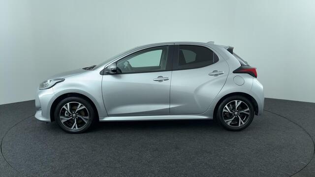 Toyota YARIS 1.5 Hybrid 115 First Edition Locatie Weert