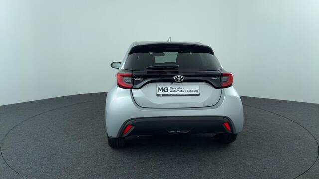 Toyota YARIS 1.5 Hybrid 115 First Edition Locatie Weert