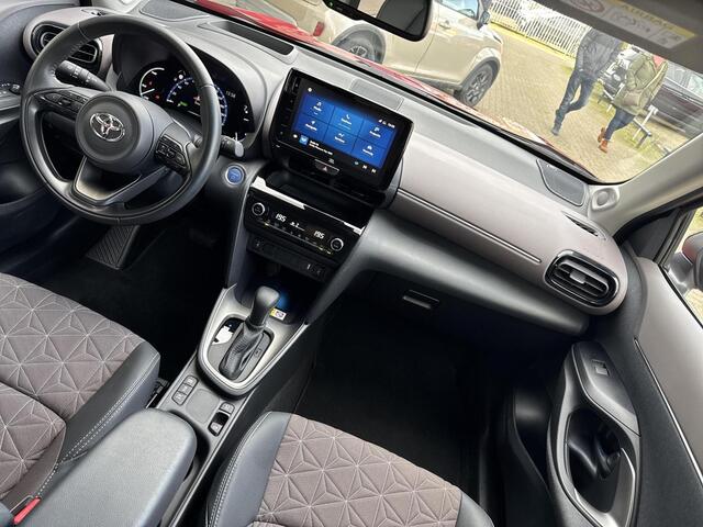 Toyota YARIS Cross 1.5 Hybrid Executive | 06-10141018 Voor meer informatie