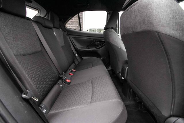 Toyota YARIS Cross 1.5 Hybrid Dynamic - All-in rijklrprs | 4S banden | afn. trekhaak