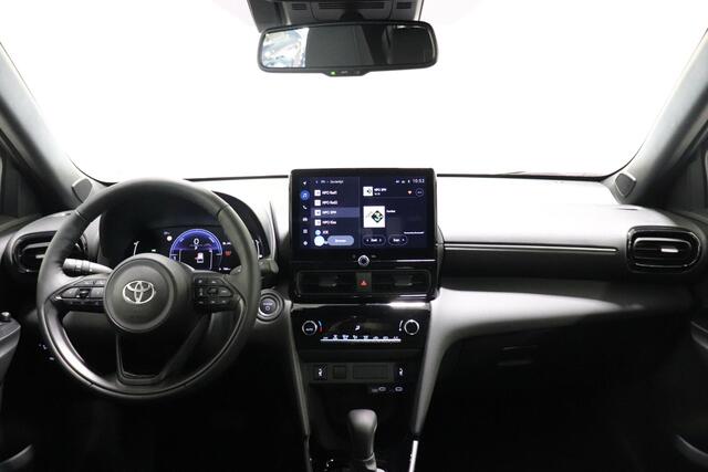Toyota YARIS Cross 1.5 Hybrid 115 First Edition, Comfort Pack, Sensoren, BSM, Apple Carplay/Android Auto, Stoel & Stuur verwarming!