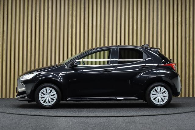 Toyota YARIS 1.5 Hybrid Business Plus | Adaptive-cruise | Camera | Stoelverwarming