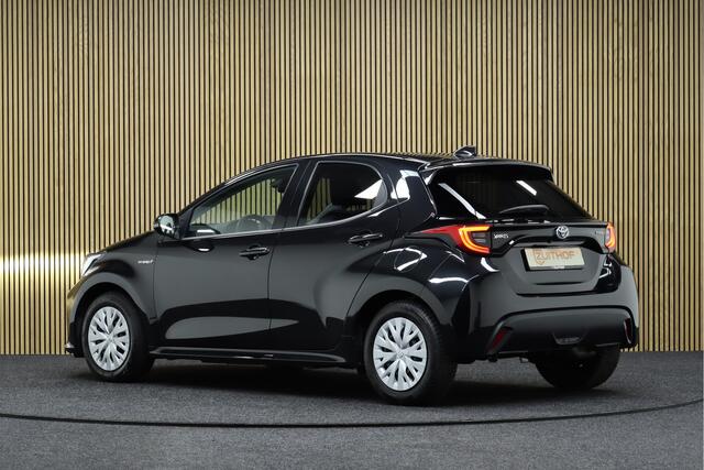 Toyota YARIS 1.5 Hybrid Business Plus | Adaptive-cruise | Camera | Stoelverwarming
