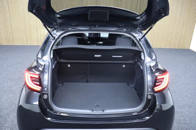 Toyota YARIS 1.5 Hybrid Business Plus | Adaptive-cruise | Camera | Stoelverwarming
