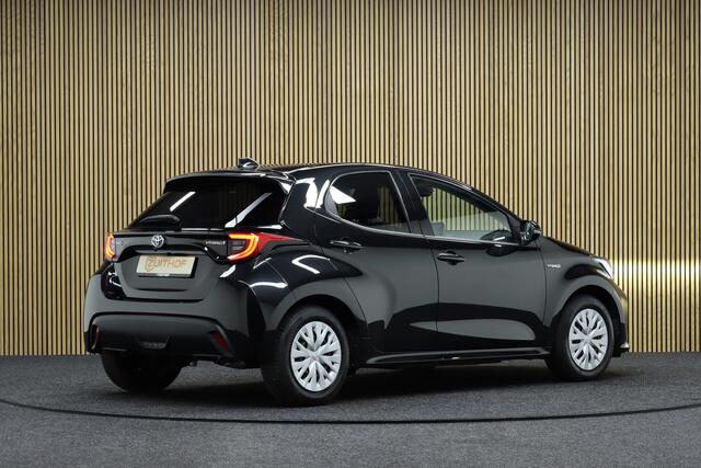 Toyota YARIS 1.5 Hybrid Business Plus | Adaptive-cruise | Camera | Stoelverwarming