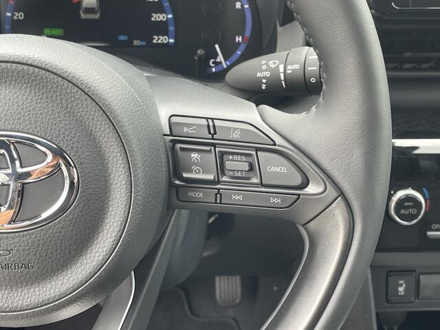 Toyota YARIS Cross 1.5 Hybrid Dynamic | Keyless | Winter Pack | Draadloos laden