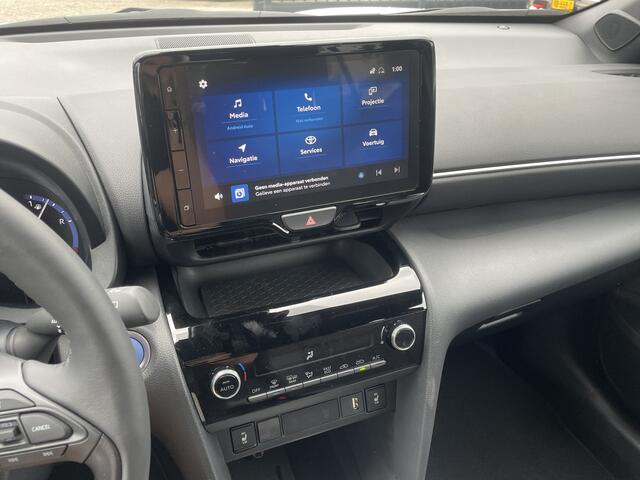 Toyota YARIS Cross 1.5 Hybrid Dynamic | Keyless | Winter Pack | Draadloos laden