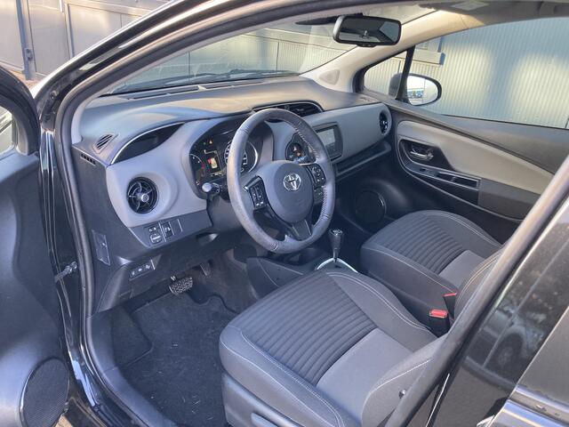 Toyota YARIS 1.5 VVT-i Dynamic Automaat 5-drs. CAMERA/KEYLESS/CRUISE/15INCH