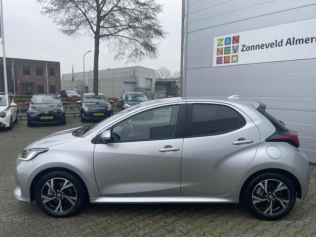 Toyota YARIS 1.5 Hybrid 115 First Edition