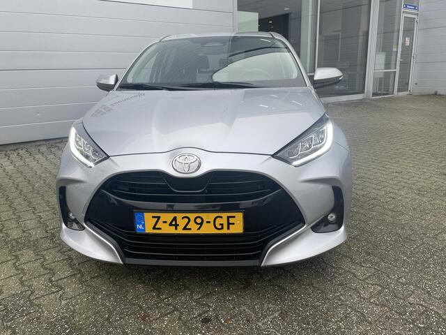 Toyota YARIS 1.5 Hybrid 115 First Edition