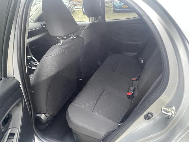 Toyota YARIS 1.5 Hybrid 115 First Edition