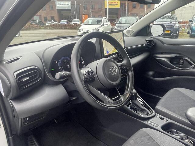 Toyota YARIS 1.5 Hybrid 115 First Edition