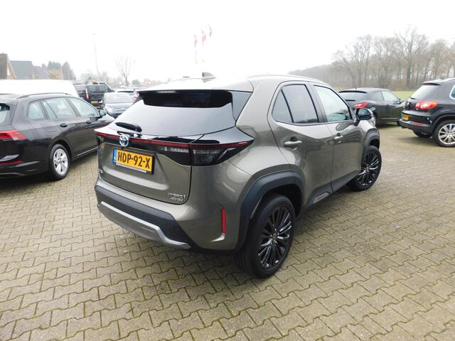 Toyota YARIS Cross 1.5 Hybrid 4X4 AWD, Acc, Carplya, Panodak