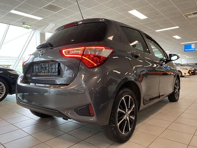 Toyota YARIS 1.5 Hybrid Dynamic Edition