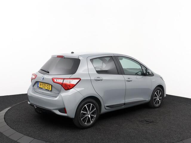 Toyota YARIS 1.5 Hybrid | Trekhaak | Climate control | Parkeercamera | Navigatie |