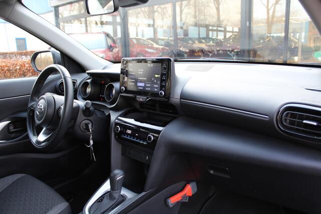 Toyota YARIS Cross 1.5 Hybrid Active | Rijklaar | Apple/Android | Clima | Adaptive cruise | Camera | NL-auto