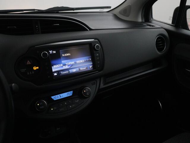 Toyota YARIS 1.5 Hybrid Trend Limited | Camera | Climate Control | LM velgen |