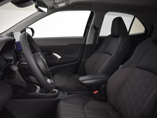 Toyota YARIS 1.5 Hybr 130 Executive | PDC V+A | Stuur en Stoelverwarming | El