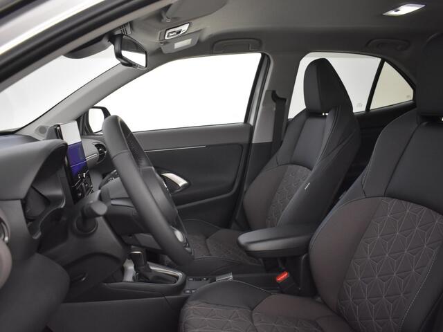 Toyota YARIS 1.5 Hybrid 130 Executive Edition | PDC V+A | BLS | Stuur en Stoe