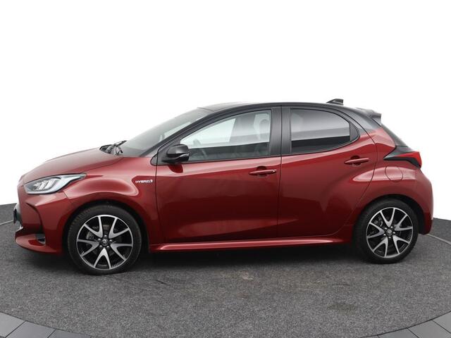 Toyota YARIS 1.5 Hybrid Two-tone | Keyless | Half lederen sportstoelen | Stoelverwarming |