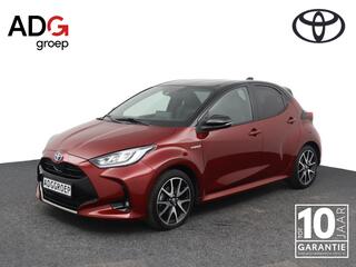 toyota-yaris-1.5-hybrid-two-tone--