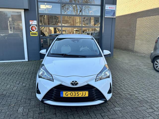 Toyota YARIS 1.0 VVT-i Comfort / Airco/ Bluetooth/ Elektrische ramen