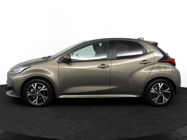 Toyota YARIS 1.5 Hybrid 115 First Edition | Apple Carplay/Android Auto | Parkeercamera | Adaptieve Cruise-Control |