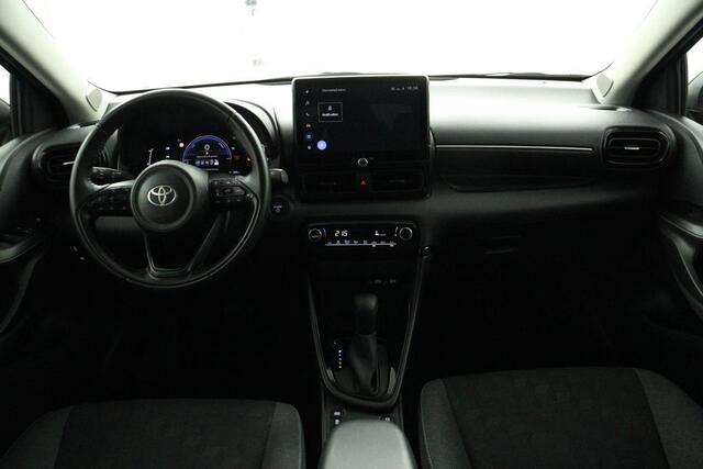 Toyota YARIS 1.5 Hybrid 115 First Edition | Apple Carplay/Android Auto | Parkeercamera | Adaptieve Cruise-Control |