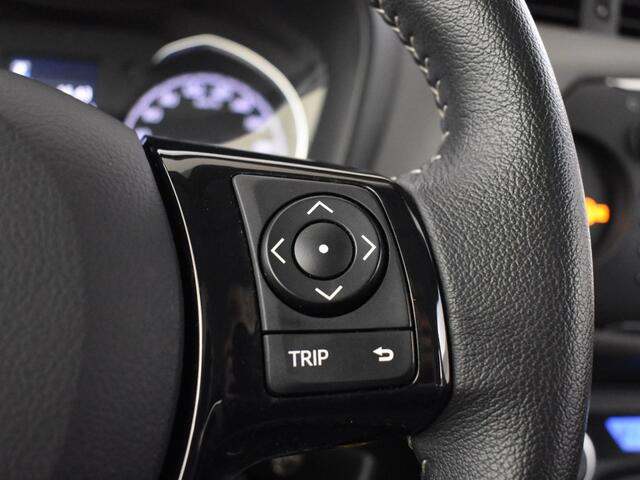 Toyota YARIS 1.5 Hybrid Active | Navigatie | Camera