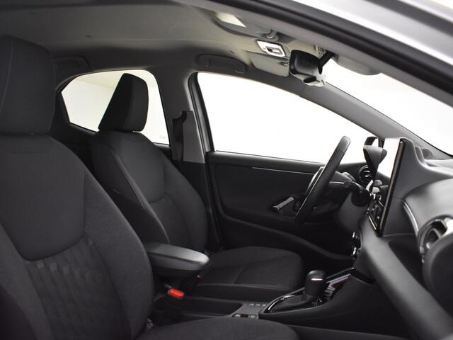 Toyota YARIS 1.5 Hybrid 115 First Edition