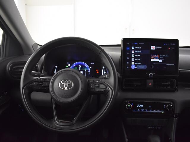 Toyota YARIS 1.5 Hybrid 115 First Edition