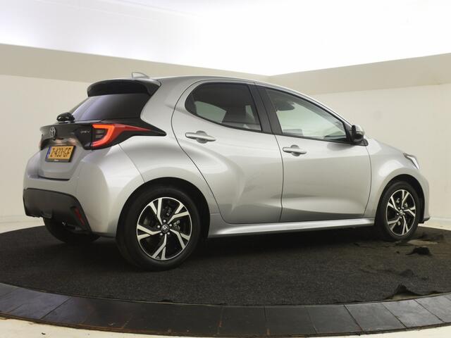 Toyota YARIS 1.5 Hybrid 115 First Edition