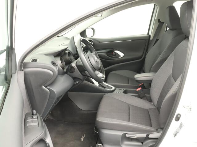 Toyota YARIS 1.5 Hybrid Dynamic | Camera | Apple Carplay/Android Auto | Climate Control | LED | LM Velgen |