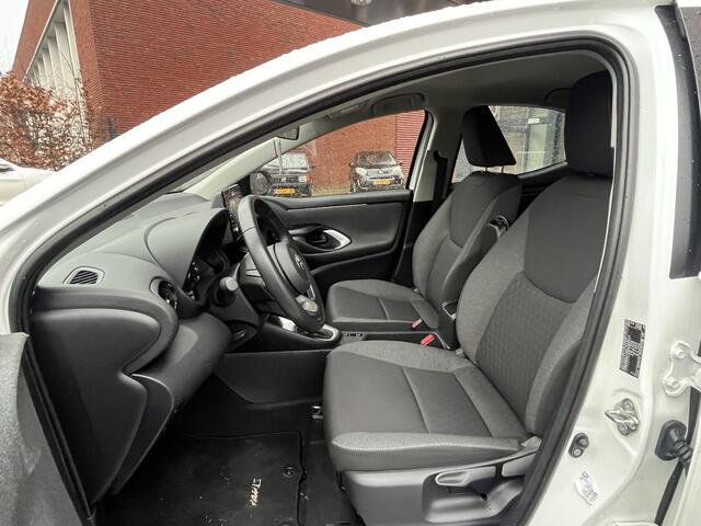 Toyota YARIS 1.5 Hybrid Dynamic // NAVI // CAMERA // ADAPTIVE CRUISE // CLIMA // APPLE CARPLAY - ANDROID AUTO
