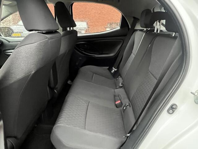 Toyota YARIS 1.5 Hybrid Dynamic // NAVI // CAMERA // ADAPTIVE CRUISE // CLIMA // APPLE CARPLAY - ANDROID AUTO