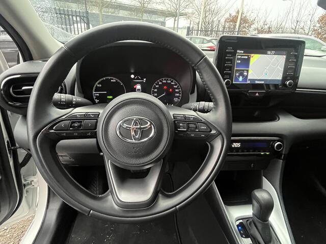 Toyota YARIS 1.5 Hybrid Dynamic // NAVI // CAMERA // ADAPTIVE CRUISE // CLIMA // APPLE CARPLAY - ANDROID AUTO