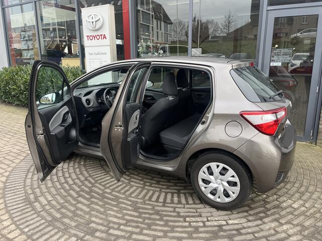 Toyota YARIS 1.5 Hybrid Active