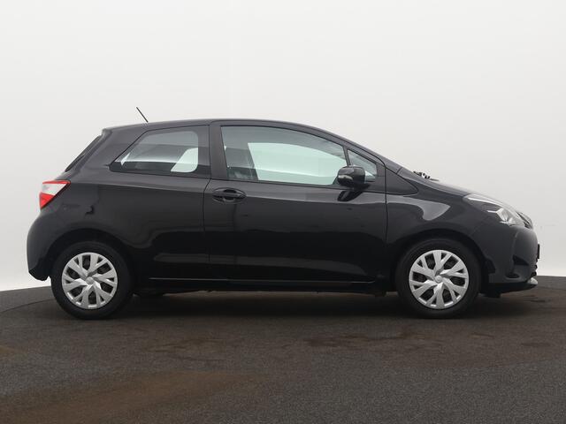 Toyota YARIS 1.5 VVT-i Aspiration Direct leverbaar! Handsegmentgas, bedrijfsrem & standkachel