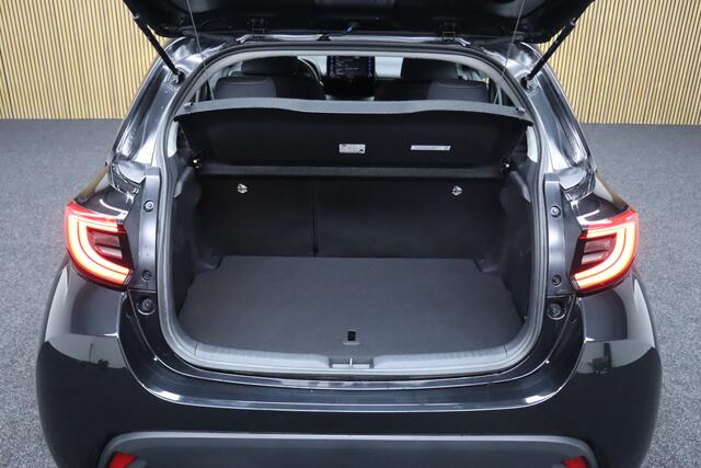 Toyota YARIS 1.5 VVT-i Dynamic | Clima | Maps Navigatie | Camera | Keyless | Apple Carplay & Android Auto