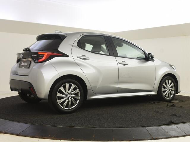 Toyota YARIS 1.5 Hybrid Edition | Stuur en Stoelverwarming | Hud |