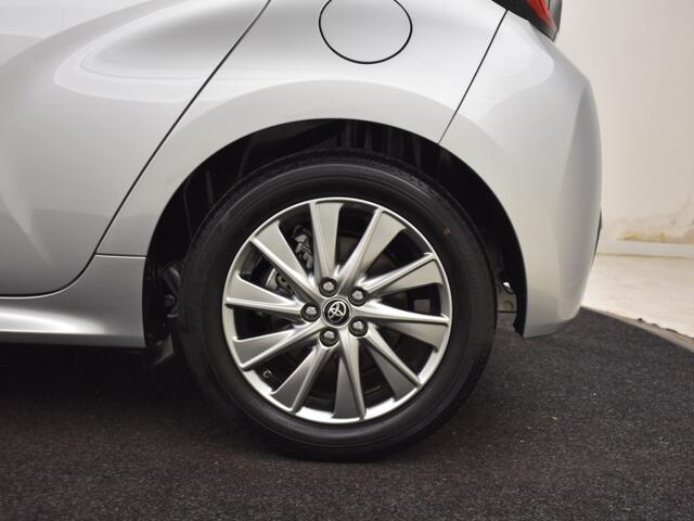 Toyota YARIS 1.5 Hybrid Edition | Stuur en Stoelverwarming | Hud |