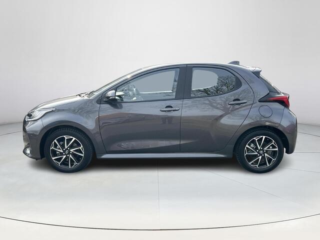 Toyota YARIS 1.5 Hybrid Dynamic | 06-10141018 Voor meer informatie