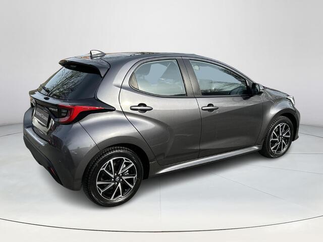 Toyota YARIS 1.5 Hybrid Dynamic | 06-10141018 Voor meer informatie
