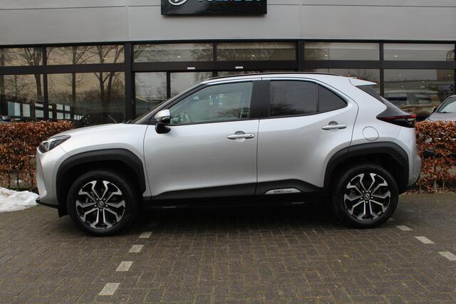 Toyota YARIS Cross 1.5 Hybrid 115 First Edition Plus | Rijklaar | Navi | Stoel-/stuurverw. | Apple/Android | LED | Keyless | Camera