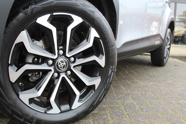 Toyota YARIS Cross 1.5 Hybrid 115 First Edition Plus | Rijklaar | Navi | Stoel-/stuurverw. | Apple/Android | LED | Keyless | Camera