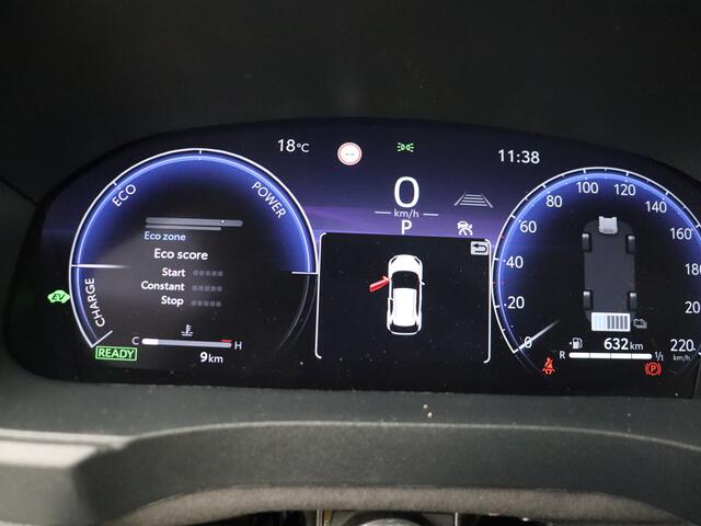 Toyota YARIS Cross 1.5 Hybrid 130 GR Sport *demo | Navigatie | Camera | Parkeersensoren | LM velgen | Draadloos telefoonladen | Panoramadak | Half leder | Stoelverwarming |