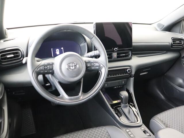 Toyota YARIS 1.5 Hybrid 130 Executive DEMO