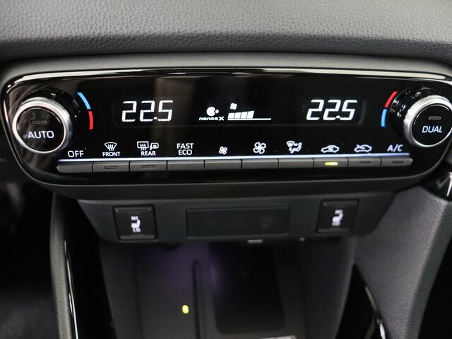 Toyota YARIS 1.5 Hybrid 130 Executive DEMO