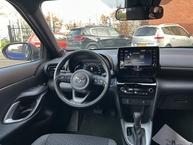 Toyota YARIS Cross 1.5 Hybrid Dynamic // FULL LED // KEYLESS // CARPLAY + ANDROID AUTO // CAMERA