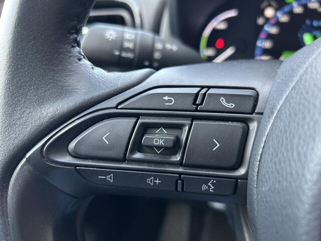 Toyota YARIS Cross 1.5 Hybrid Dynamic // FULL LED // KEYLESS // CARPLAY + ANDROID AUTO // CAMERA